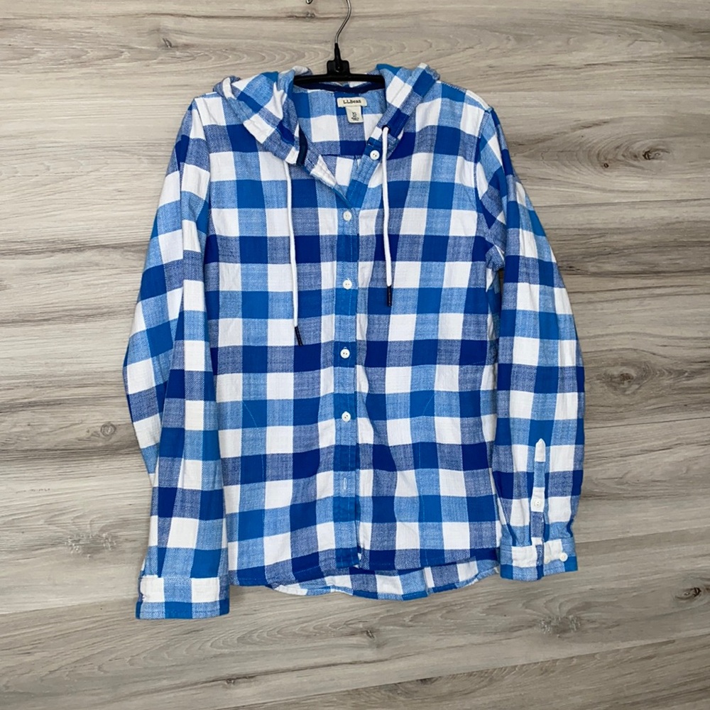 EUC- Women’s Hooded Button Down Top, XS